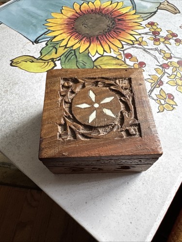 Vintage Schmuckschatulle aus Holz geschnitzt - Bild 6 von 6