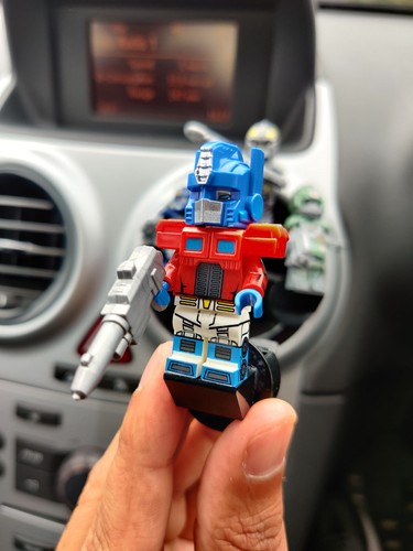 Ambientador Coche Transformers Optimus Prime Megatron Película Mini Figura Coche Regalo - Imagen 14 de 22