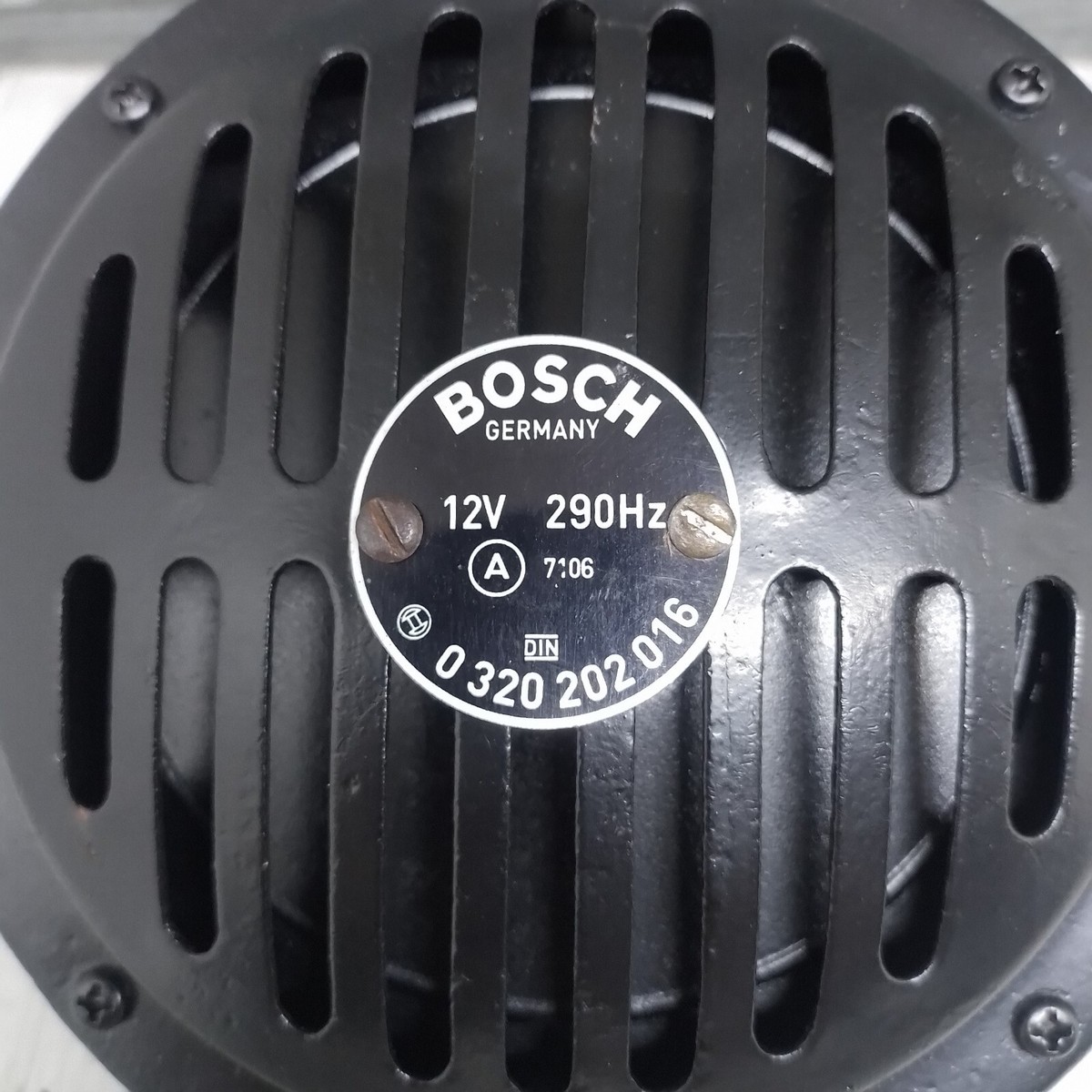 Genuine Bosch Super Horn 0320202016/0320202006 12V For Mercedes 