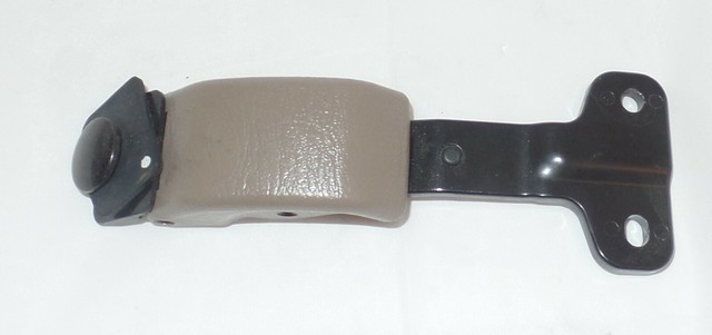 2000-2006 Toyota Tundra Extra Cab Side Window Latch RH Passenger side