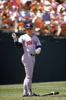 Jim Dwyer Minnesota Twins warms up before batting during a game in- Old Photo