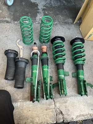 Tein Street Adv Z Coilovers 2012-2017 Toyota Camry 2013-2018 Lexus Es350 Es300h