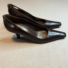 Stuart Weitzman Dark Brown Leather Square Pointed Toe Bow Heel Pumps 8N 6W304651
