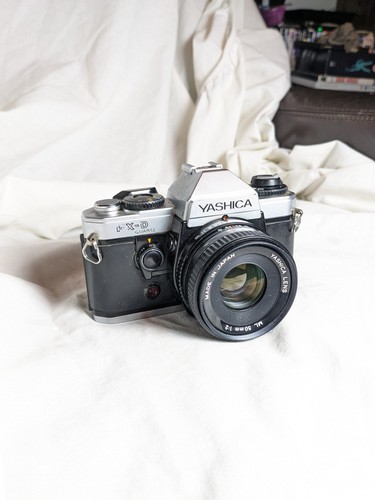 Yashica FX-D Quartz 35mm SLR Camera with 50mm f2 Lens - Picture 2 of 6