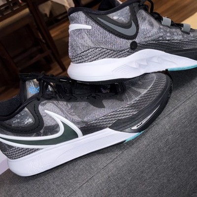 Nike Kyrie Irving Men's  orca Black/Gray/White Low Top Basketball Sneakers