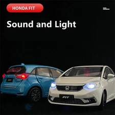 1/32 HONDA Fit GK5 Alloy Car Model Diecast Metal Toy Vehicles Sound and Light