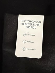 Victoria&rsquo;s Secret PINK 4 Piece Lot (2) Flare Leggings PJ&rsquo;s Pullover PLUS BONUS