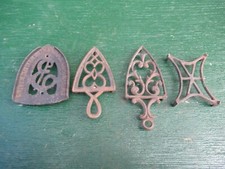 Vintage 4 CAST IRON Sad Flat Iron TRIVETS Fancy Design WOW 