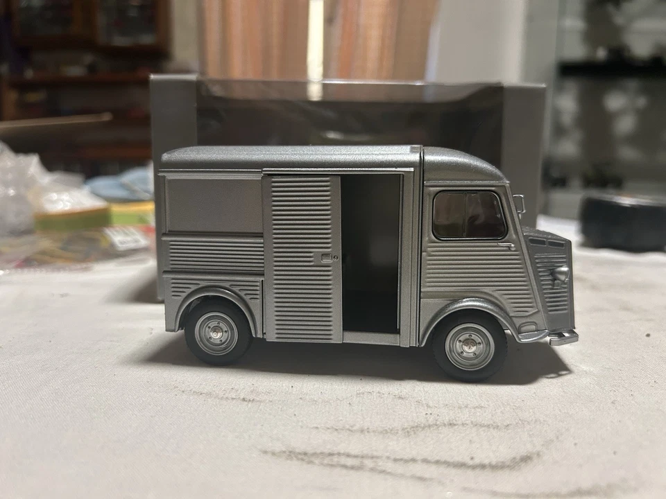 Fourgon CITROËN Type H au 1/32e dit Tube. REPLICAGRI Rép 040. - Immagine 3 di 4