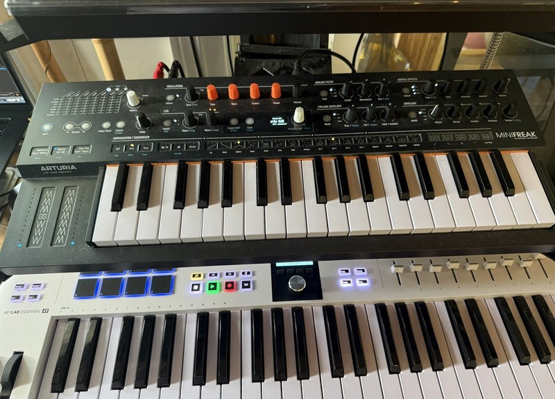 Arturia MiniFreak 37-Keys Synthesizer - Mint Condition. See Description.