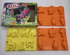 Jell-O Jigglers Mold Kit 2 Trolls 1 Zoo Animal Trays Box  