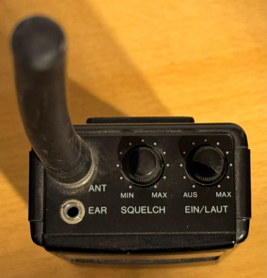 Albrecht Scanner Handscanner AE 42 H VHF UHF 10 Kanal Computerscanner - Bild 2 von 4