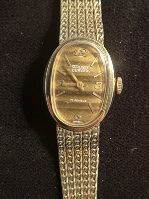 Women’s Vintage Gruen Curvex Watch Gruen Curvex Precision 14 k Yellow Gold 1940s for $905 for  main image 2
