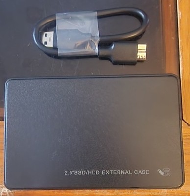 TOSHIBA 160GB EXTERNAL USB HARD DRIVE MK1661GSYN
