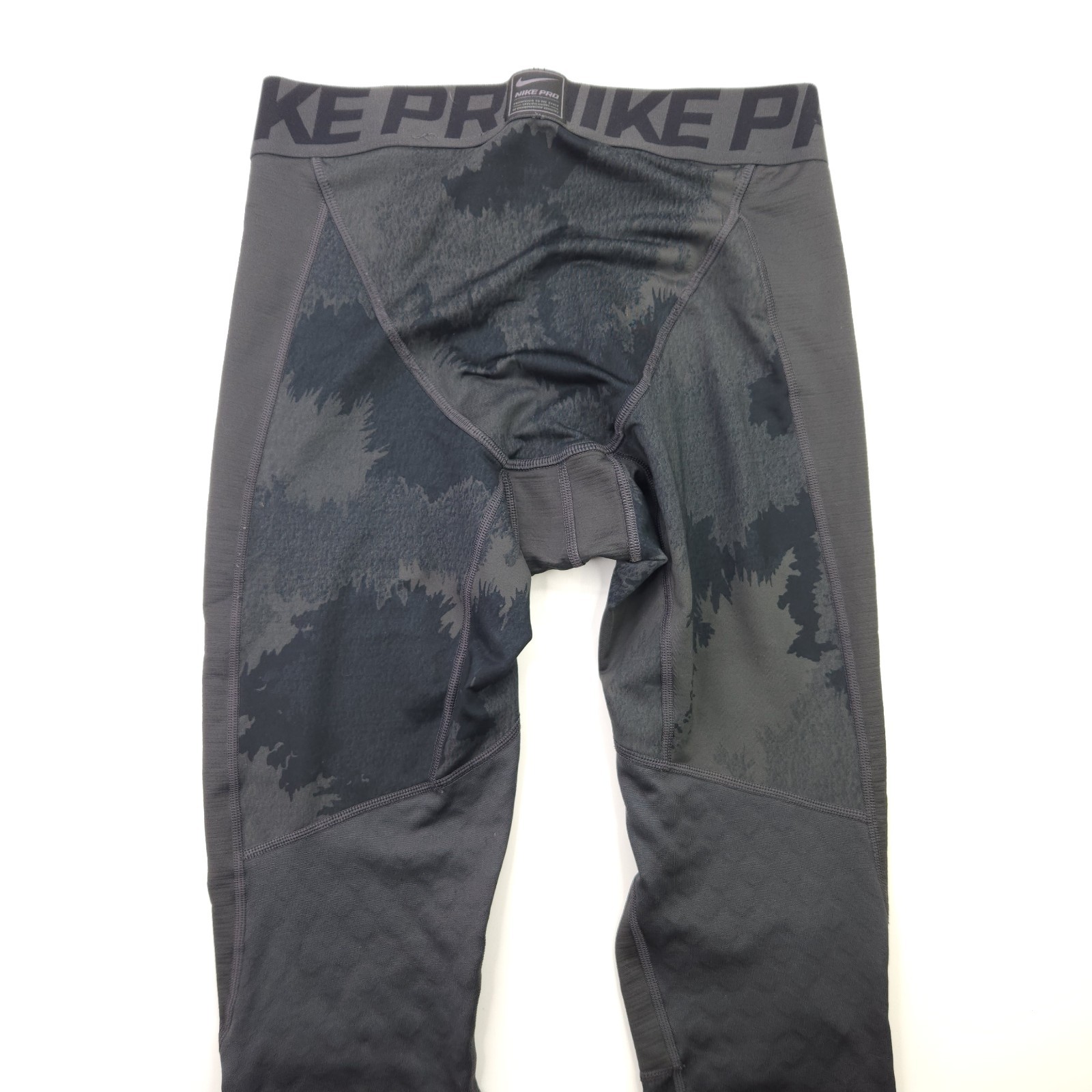 Nike Pro Hyperwarm Compression Baselayer Training… - image 7