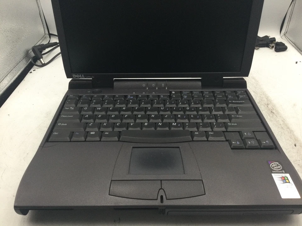 DELL LATITUDE PPL - FOR PARTS - INTEL PENTIUM II - NO RAM - 13" - READ DESC - BB - Image 3 of 4