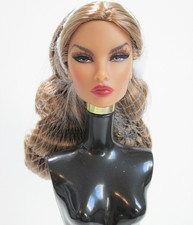 BOMBSHELL BEACH NATALIA FATALE HEAD ONLY FASHION ROYALTY INTEGRITY TOYS
