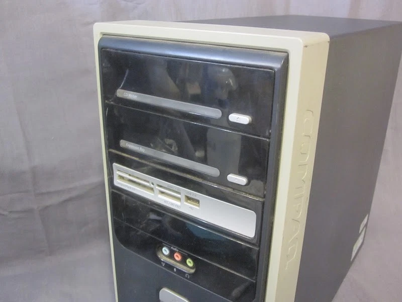 Compaq Presario SR1103WM Intel Celeron 2.53, 256MB RAM, 37GB HDD - Needs OS - Image 2 of 4