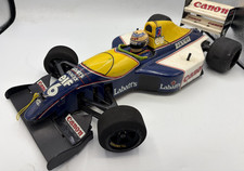 In parte telaio Kyosho F1 con scocca Renault FW14 di William