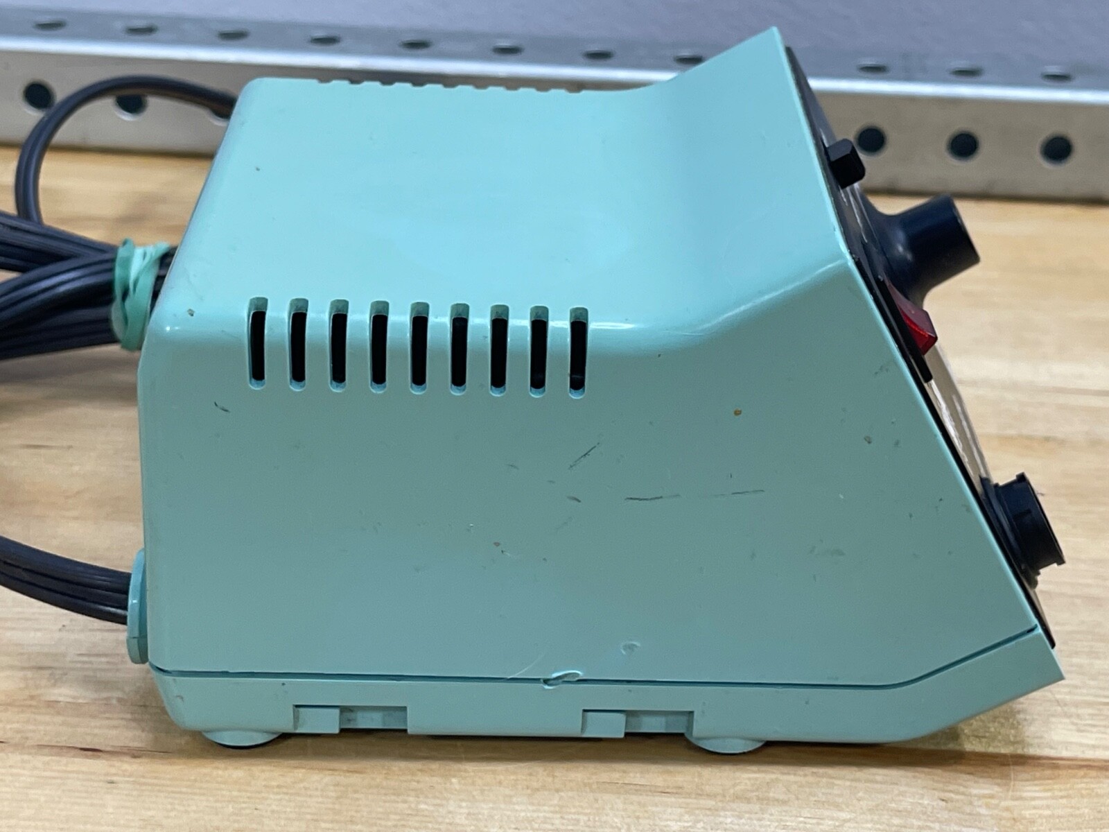 Mint: WELLER EC4002C ESD POWER UNIT Soldering ec4002