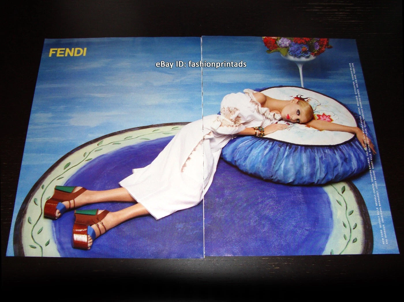 ANNUNCIO STAMPA FENDI 2 pagine primavera 2011 ANJA RUBIK Lagerfeld gambe donna piedi caviglie