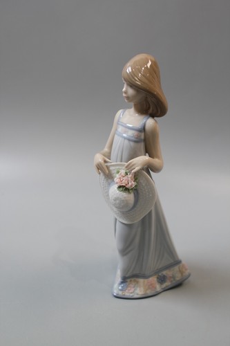 Various Collectible Lladro Figurines / Ornaments - sold individually - Picture 91 of 141