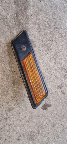 BMW 3 Compact E36 Kotflügelblinker vorne rechts 1378013 1.60 Petrol 33751863