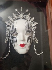 Vtg Jeweled Shadowbox