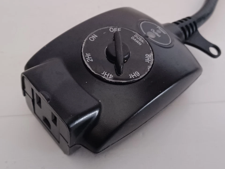 Temporizador de cuenta regresiva mecánico enchufable para exteriores de 15 amperios 24 horas negro  Foto 3 de 4