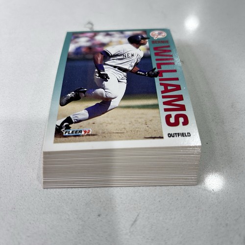 Lot of 25 Fleer 1992 Baseball Cards Jim Thome Tom Brunansky Greg Gagne - Picture 7 of 7