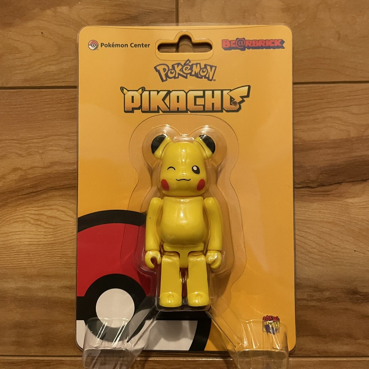 BE@RBRICK Pokémon BE@RBRICK ピカチュウ Female Bearbrick Pikachu Figure Pokemon Center Exclusive BE@RBRICK