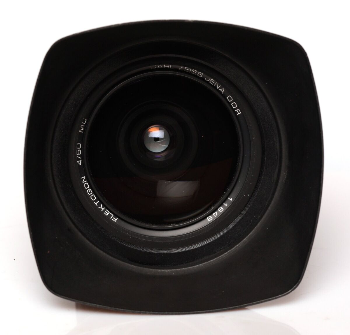 Carl Zeiss Jena Flektogon 50mm F4 MC Pentacon Six mount MINT Carl Zeiss Jena Flektogon 50mm F4 MC Pentacon Six mount MINT