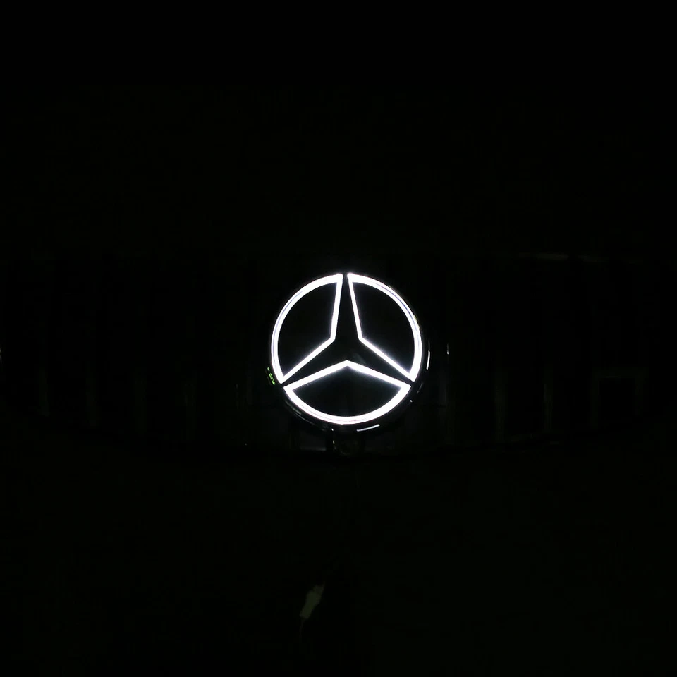 Parrilla negra con emblema LED para Mercedes Benz X253 GLC CLASE GLC300 GLC43 2016-2019 Foto 4 de 4