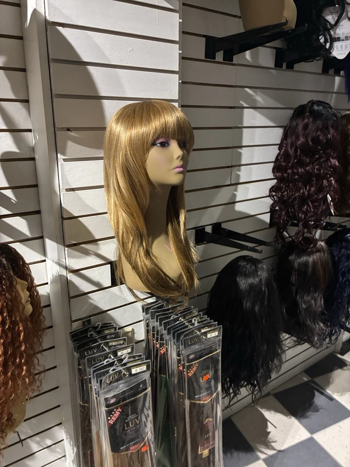 Peruca Golden Blonde Straight 2025 Shaggy Bang Boyfriend Bang - Imagem 4 de 4