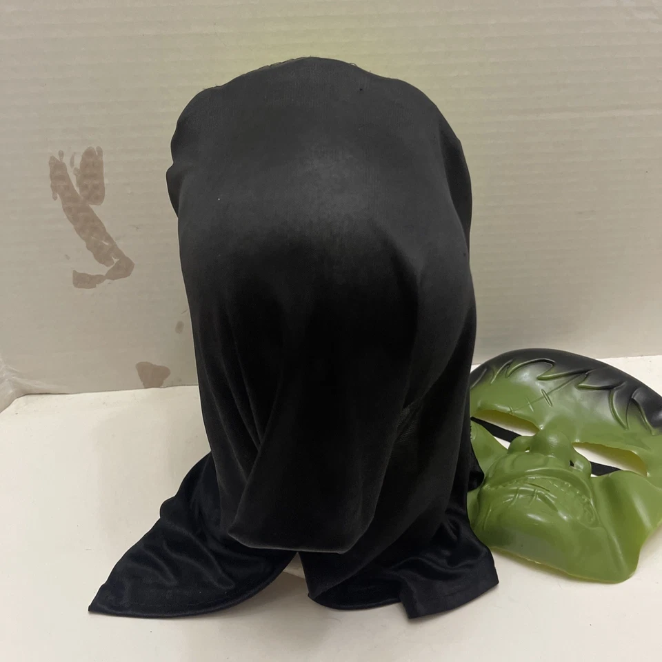 Dos Máscaras de Halloween Frankenstein Monstruo Y Capucha Orco Banda Elástica Foto 4 de 4