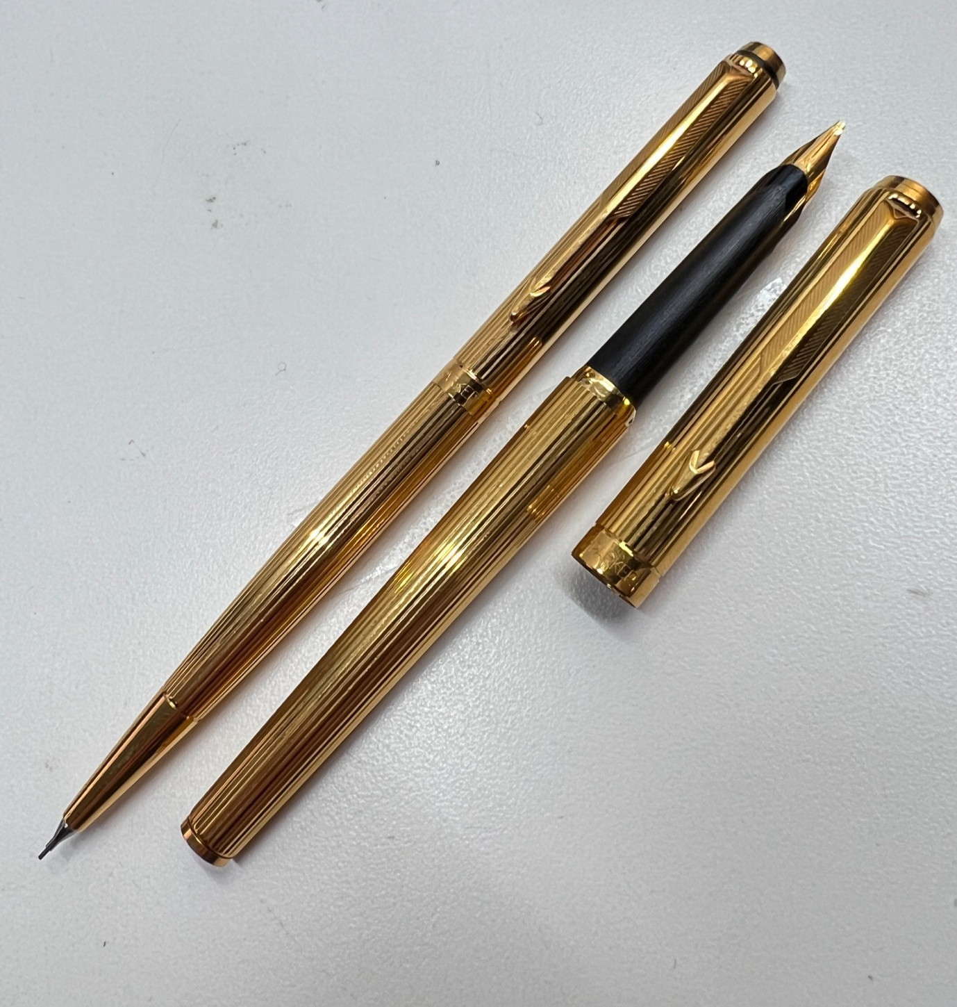 PARKER Fountain Pen & Mech Pencil Set - Lined Gold France Slim Line B Stub Nib