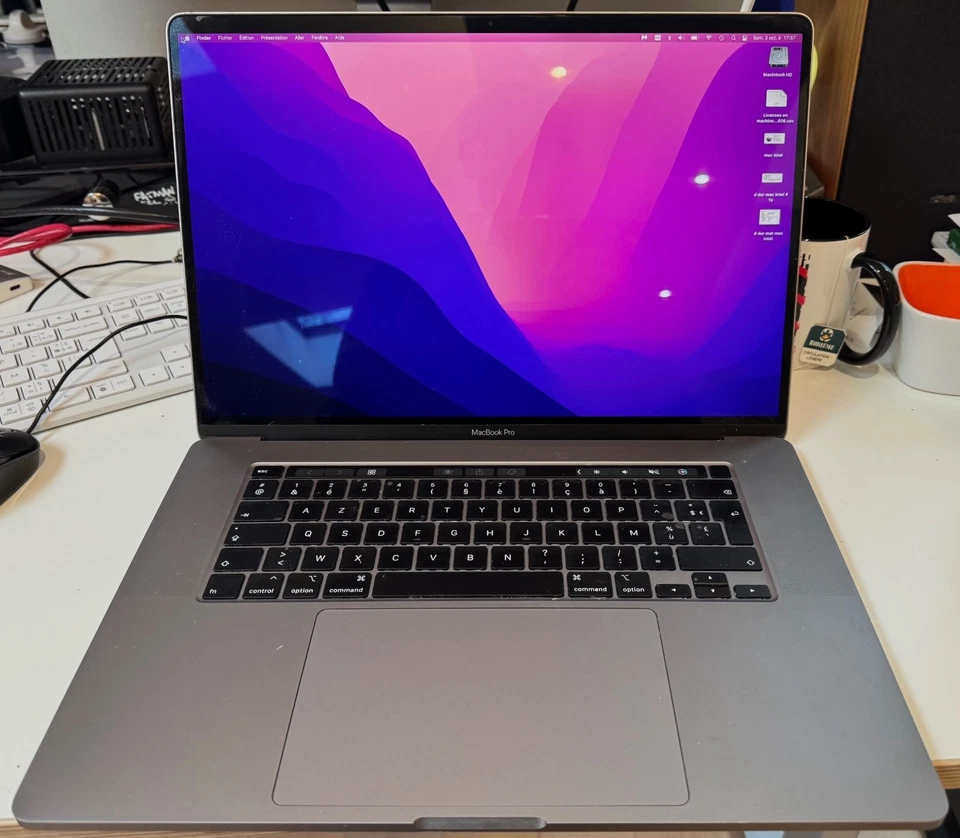 Apple MacBook Pro 16" 2019 · i9 · 32GB · 4TB, photo 1 sur 5