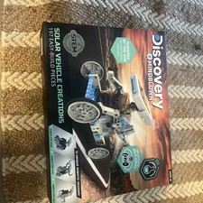 Discovery Mindblown Solar Vehicle Creations 197 Piece Set. Great Gift Idea