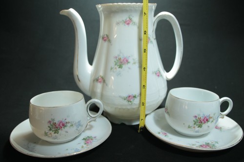 Vintage Victoria Pitcher with 3 Cups and Saucers - Austria - White - Picture 5 of 11