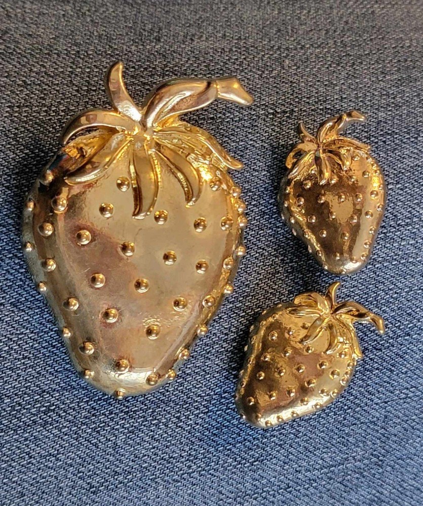 Vintage Gold (faded) Straberry Brooch Set