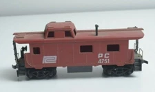 TYCO PC 4751 CABOOSE - HO Scale RED