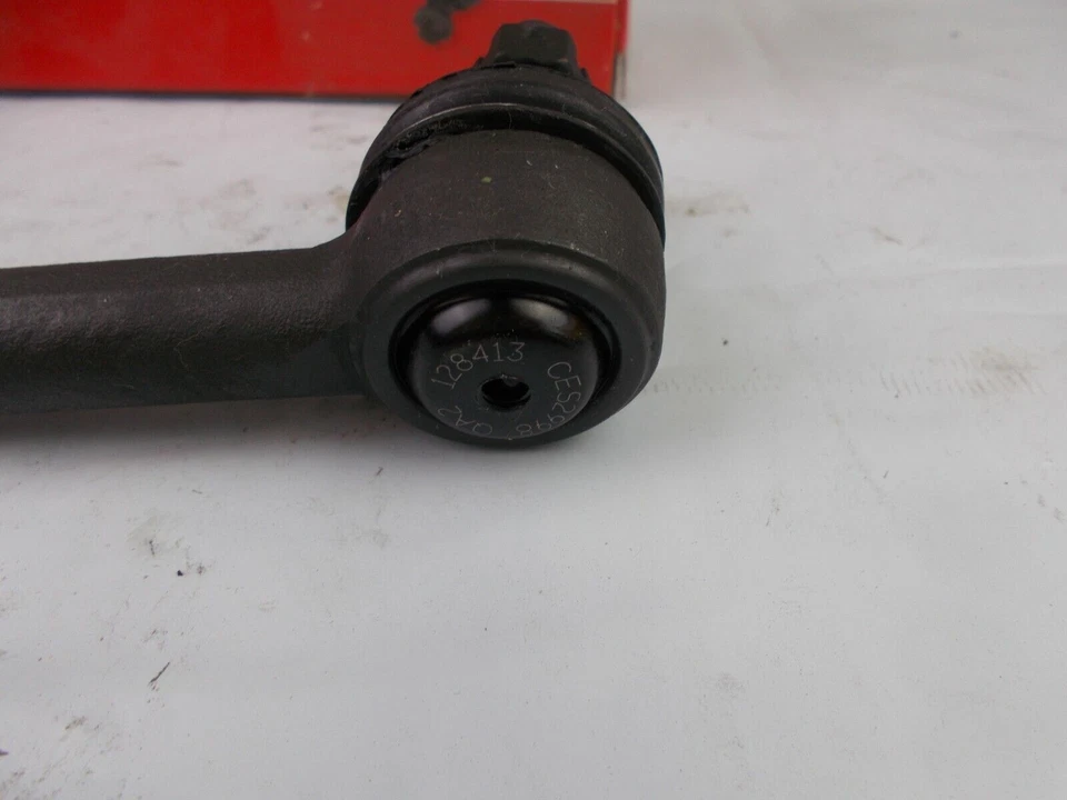 Barra de amarre de dirección Carquest se adapta; Nissan D21 86-94' y camioneta 95-97' Foto 3 de 4