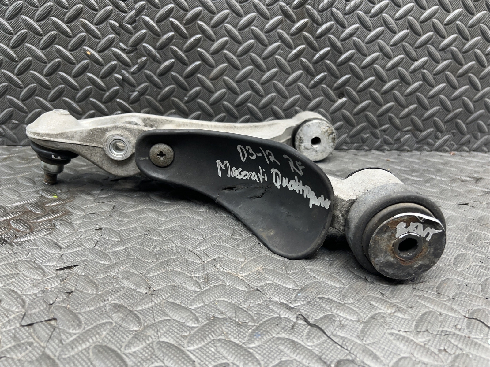 💥 OEM 2003 - 2012 MASERATI QUATTROPORTE M139 FRONT RIGHT LOWER CONTROL ARM