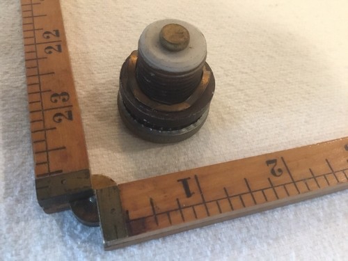 1 antique Buss Fustat CG-2 House Fuse Not Blown Mica Window Small Threads - Picture 3 of 4