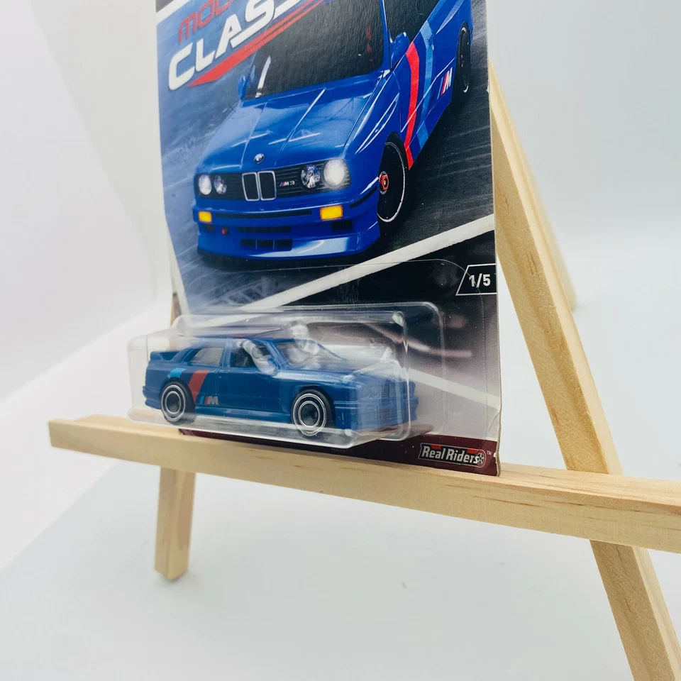 BMW M3 azul Hot Wheels Modern Classics Foto 3 de 4