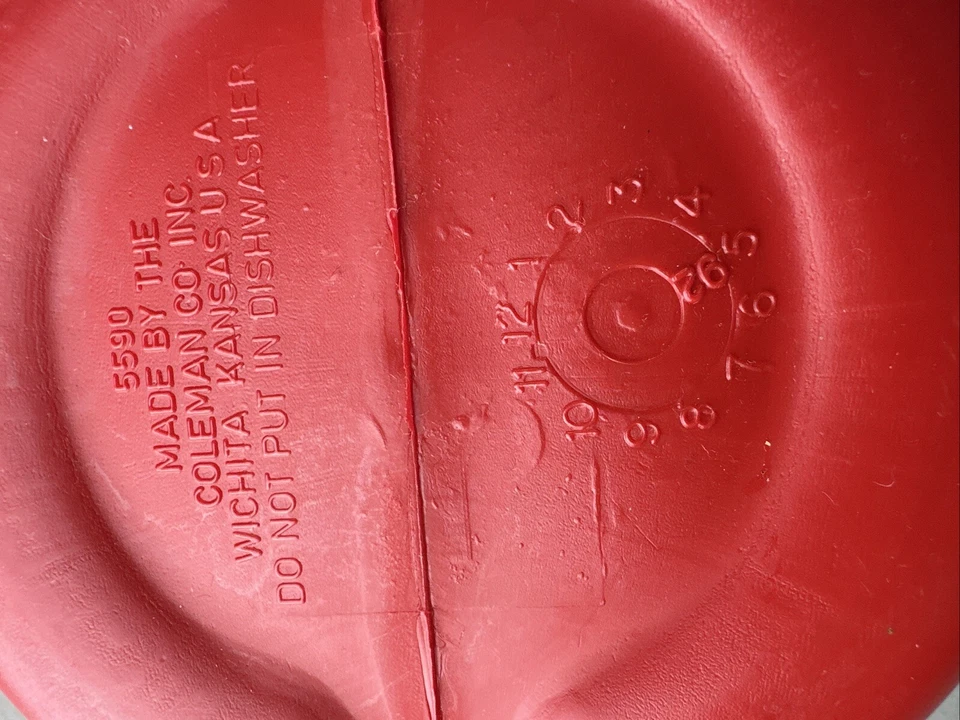 Jarra de agua COLEMAN 1/2 galón 5590 termo enfriador MARLBORO rojo superior logotipo de cigarrillo Foto 3 de 3