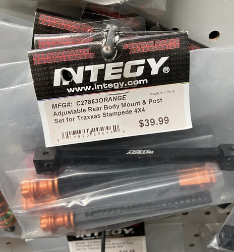 Integy C27863ORANGE Body Mount Extended Rear Body Mount & Post Set Stampede 4x4 - Picture 2 of 13