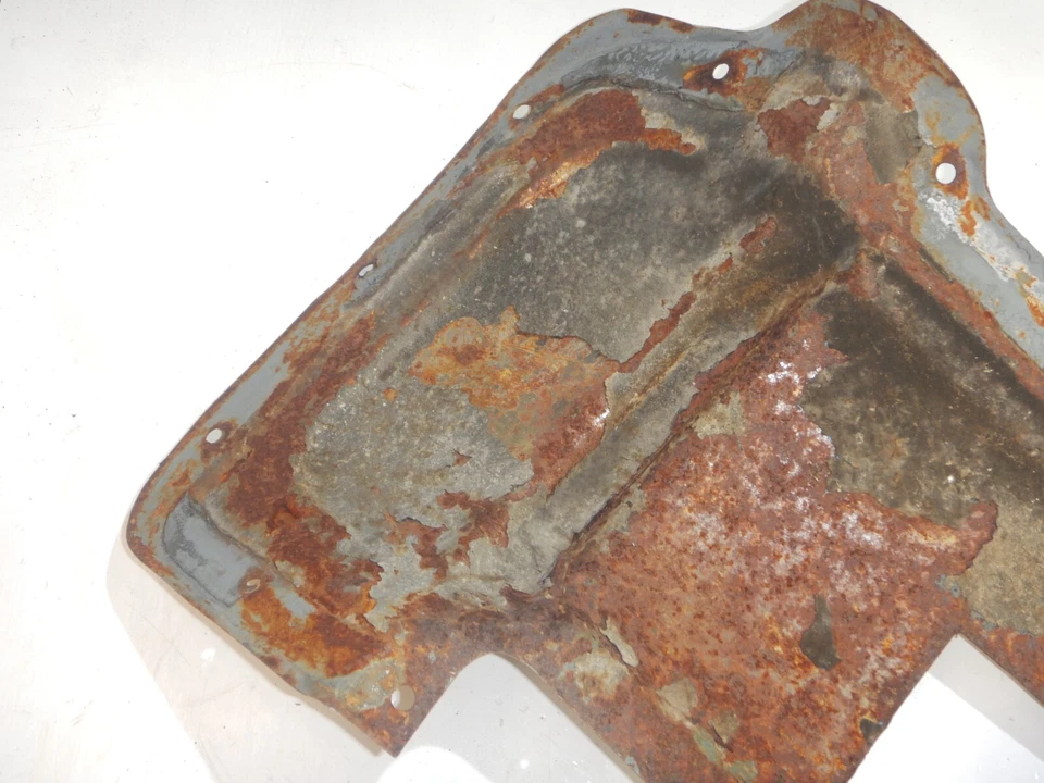 Jeep Grand Wagoneer 84-91 Tan Manual Transmission Tunnel Floor Cover Plate - Изображение 3 из 4