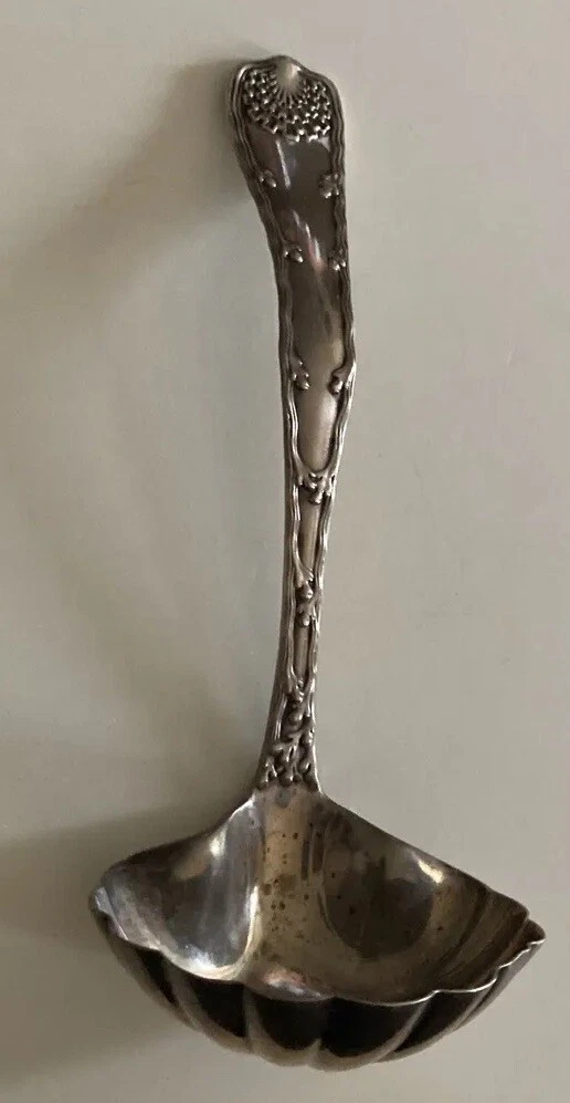 Vintage Tiffany Co Wave Edge Sterling Silver Sauce 7.5” Ladle 80gr NO MONO