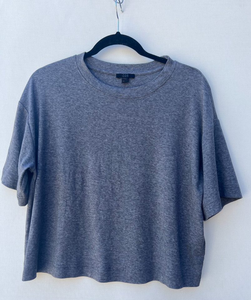 COS Oversized Grey T-Shirt Size XS  (B17)